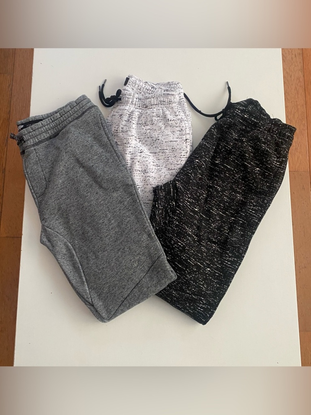 BROOKLYN CLOTH CO. 
Kids Sweatpants — 3 Pairs
